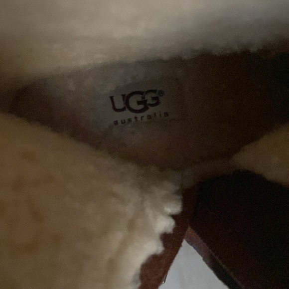 NWOT UGG tall cap toe cognac leather boots with shearling - Picture 11 of 11